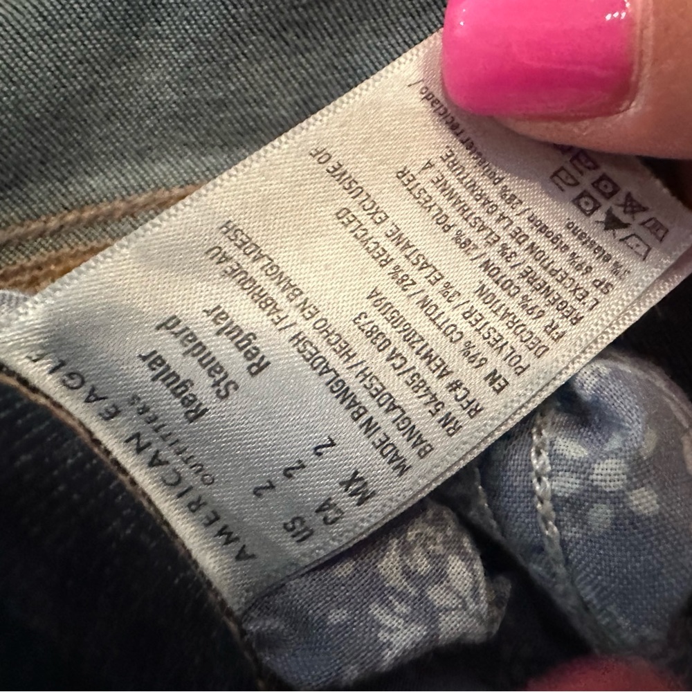 Size 2 American Eagle Jeans